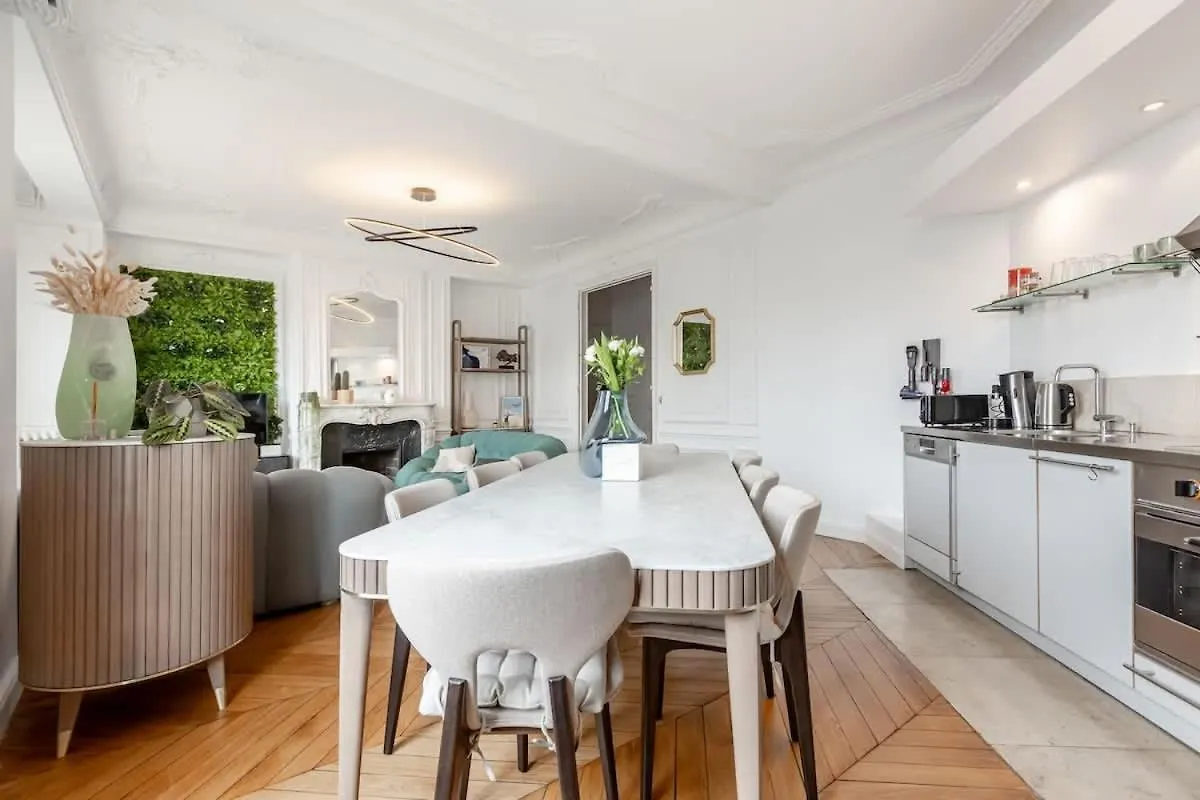 Keyz - Luxury 3 Bedrooms Near Champs Elysees 파리 0*,