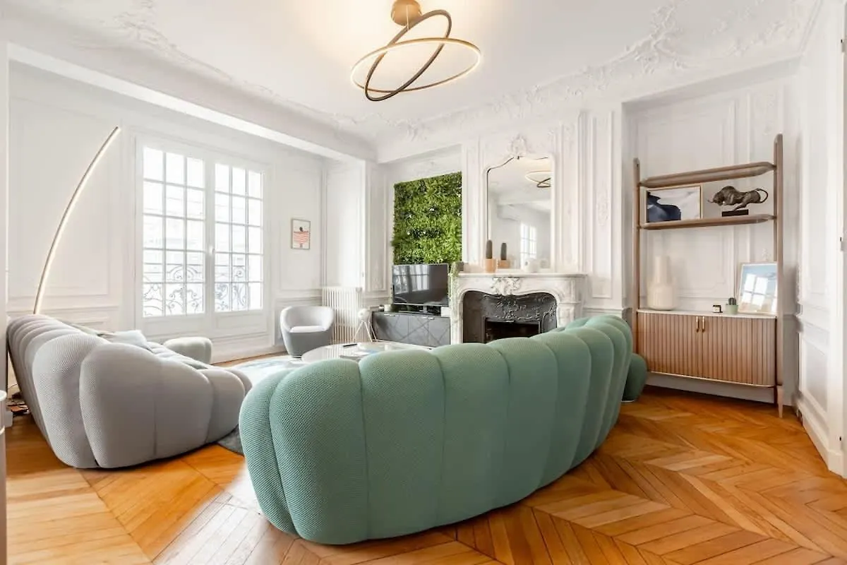 Keyz - Luxury 3 Bedrooms Near Champs Elysees 파리 아파트